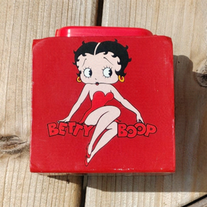 RETRO BETTY BOOP Cardboard Box with Handle